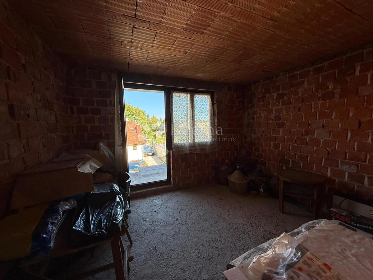 Hiša Centar, Gospić, GOSPIĆ CENTAR, 120m2