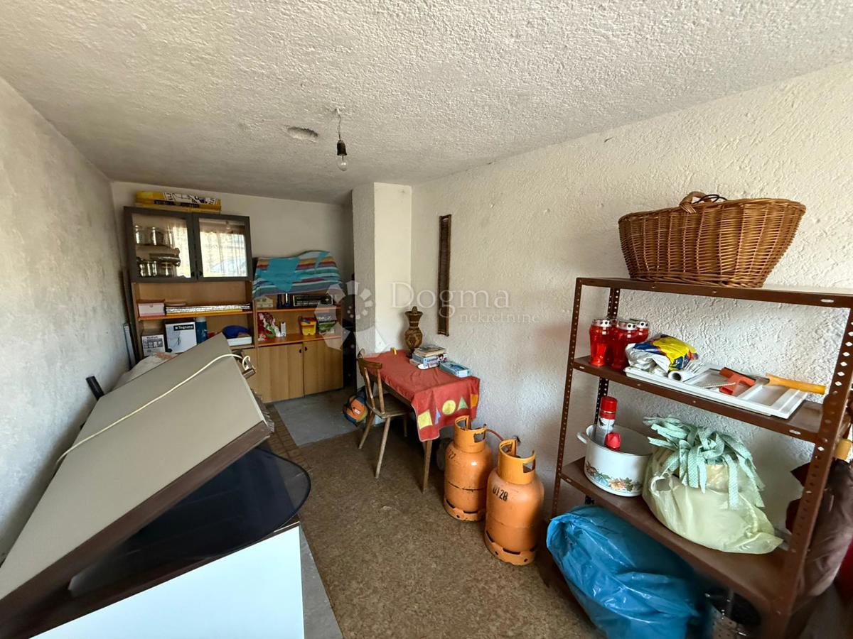 Hiša Centar, Gospić, GOSPIĆ CENTAR, 120m2