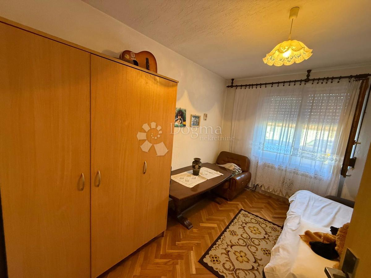 Hiša Centar, Gospić, GOSPIĆ CENTAR, 120m2