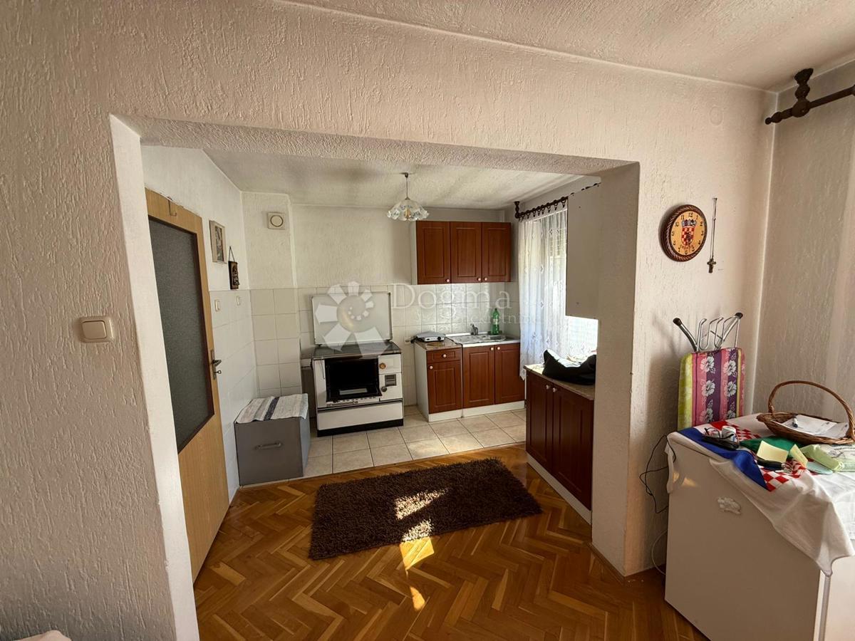 Hiša Centar, Gospić, GOSPIĆ CENTAR, 120m2