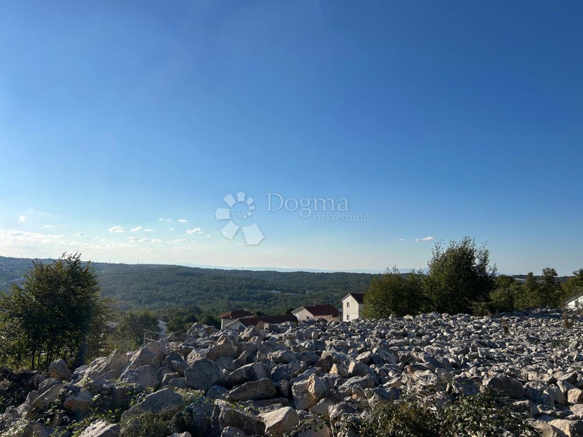 Zazidljivo zemljišče Brnčići, Kastav, 601m2