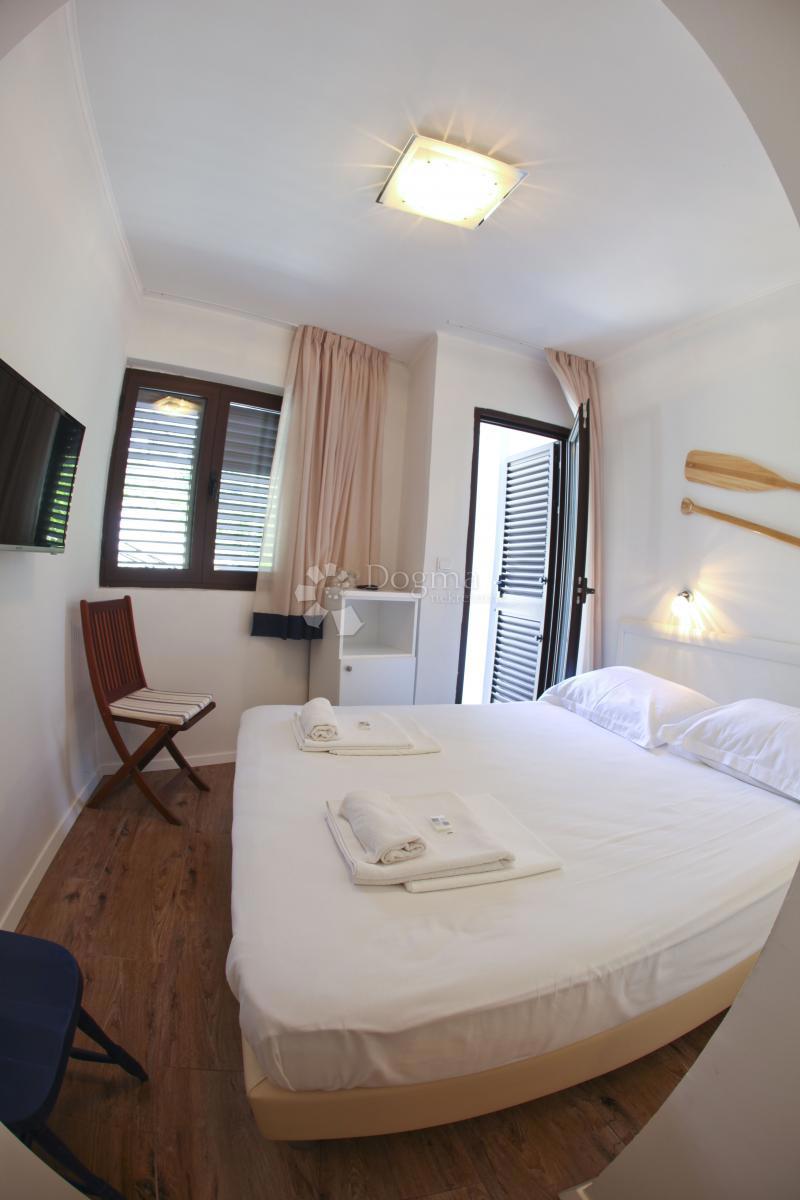 Hotel Živogošće, Podgora, 533m2