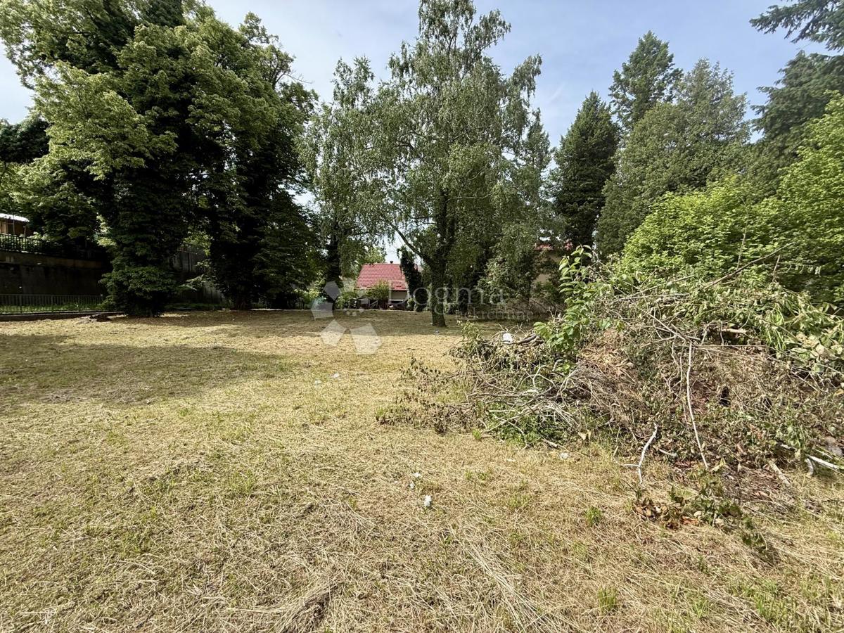 Hiša Gračani, Podsljeme, 650m2