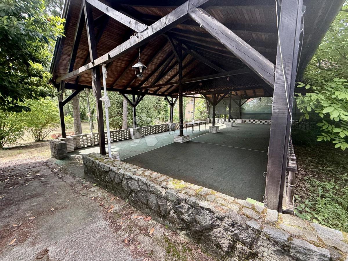 Hiša Gračani, Podsljeme, 650m2