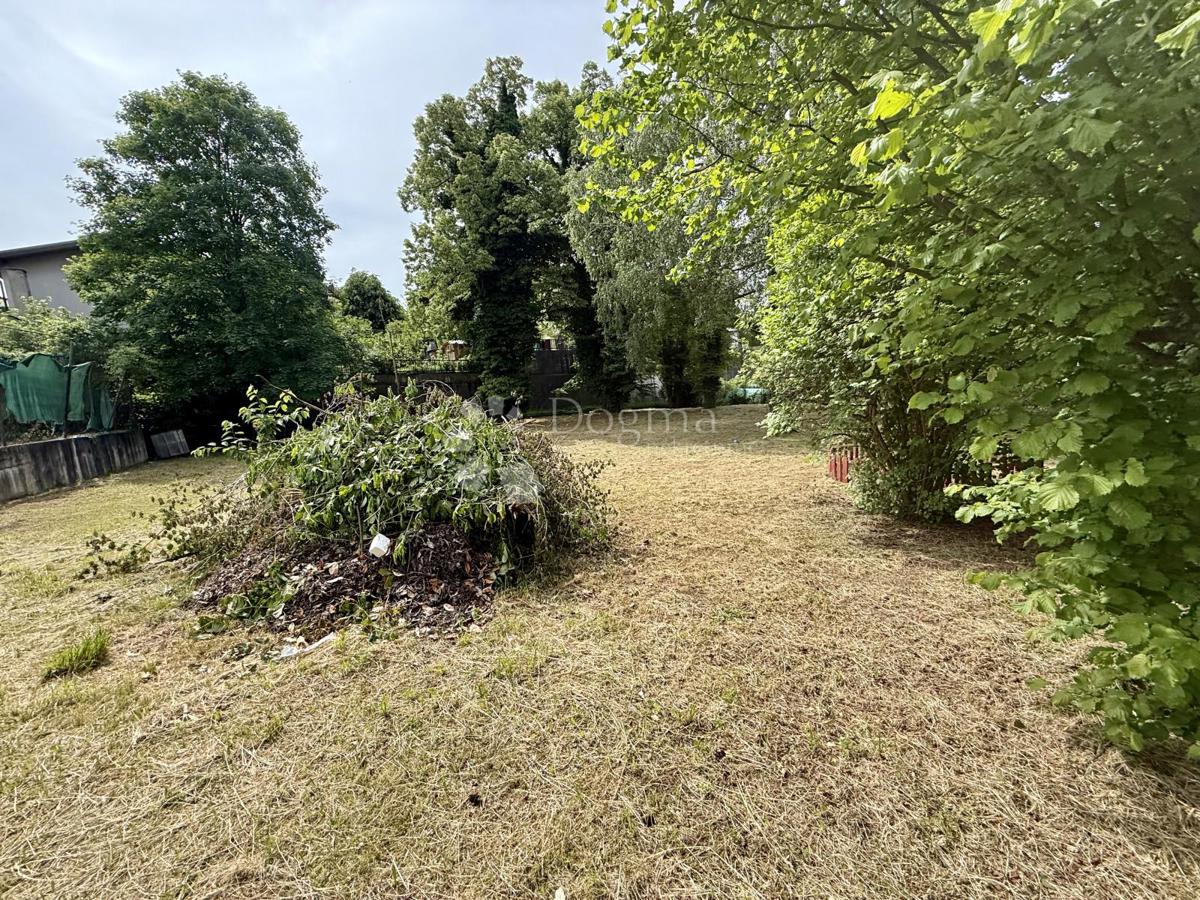 Hiša Gračani, Podsljeme, 650m2