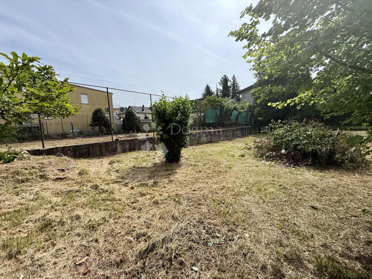 Hiša Gračani, Podsljeme, 650m2