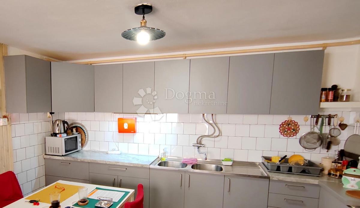 Hiša Kustošija, Črnomerec, 102m2