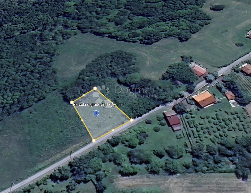 Zazidljivo zemljišče Maglenča, Veliko Trojstvo, 2.683m2