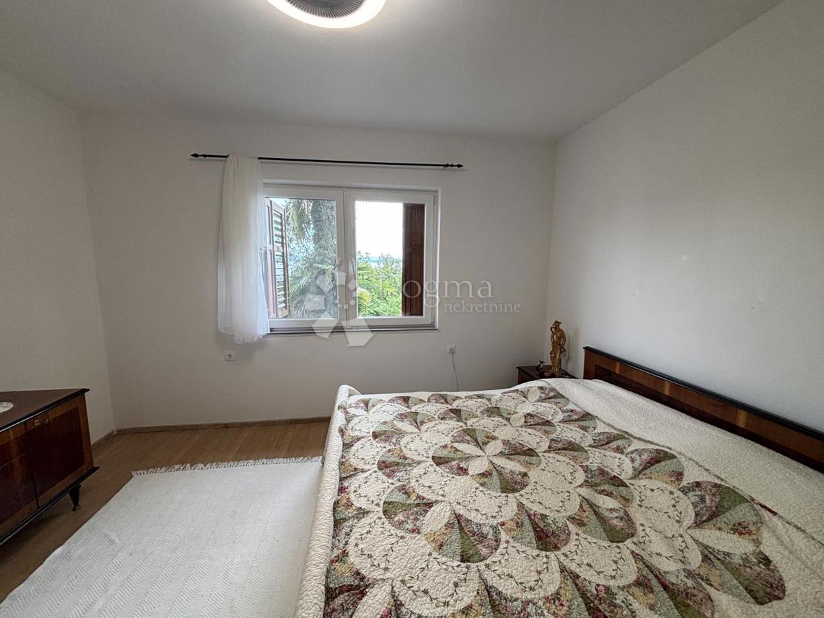 Stanovanje Lovran, 82m2