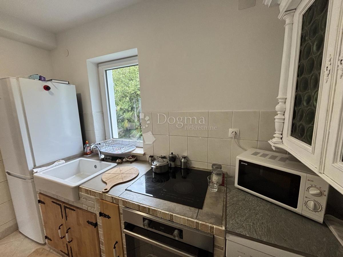 Stanovanje Lovran, 82m2