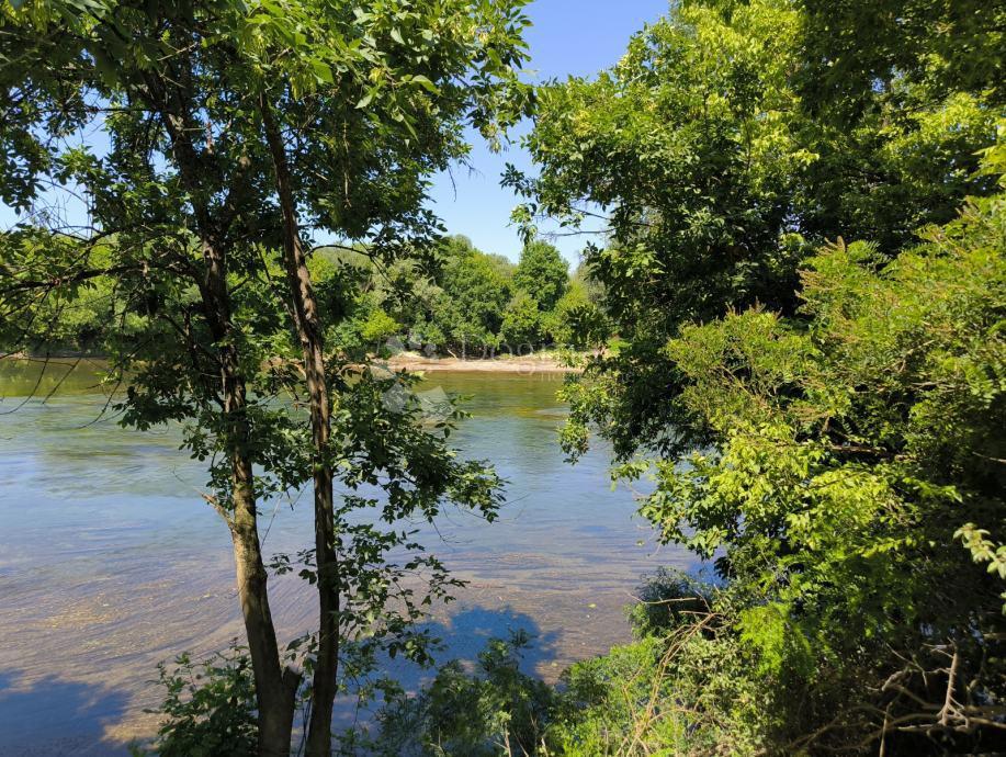 Zazidljivo zemljišče Nebojan, Petrinja, 565m2