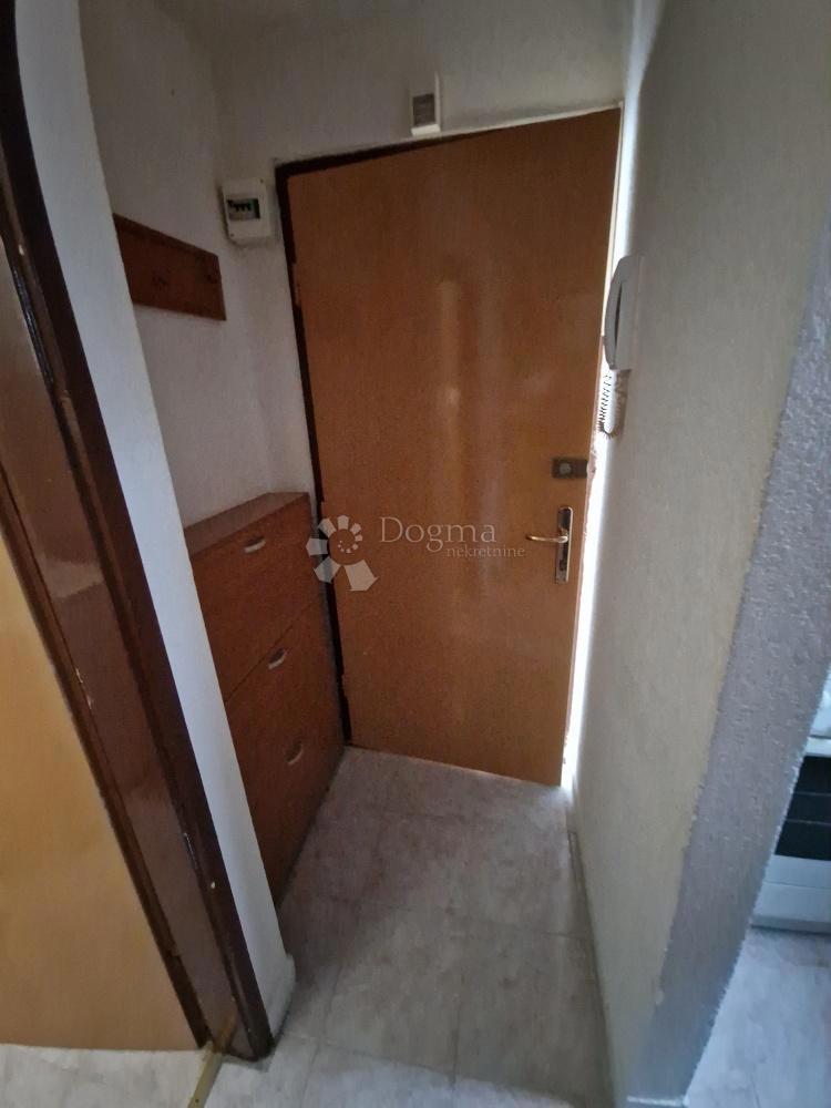 Stanovanje Stari Pazin, Pazin, 21,57m2