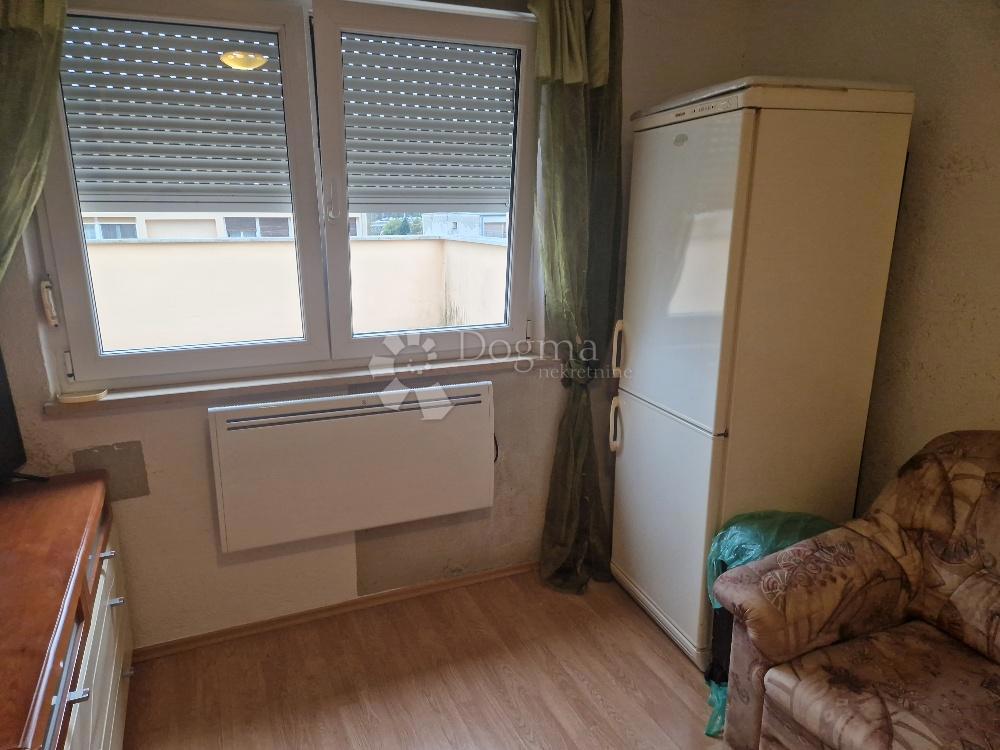 Stanovanje Stari Pazin, Pazin, 21,57m2