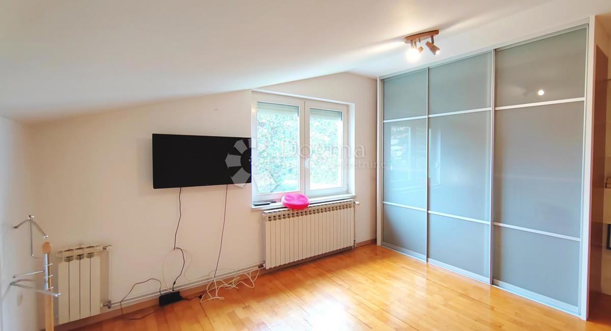 Stanovanje Centar, Samobor, 111,96m2