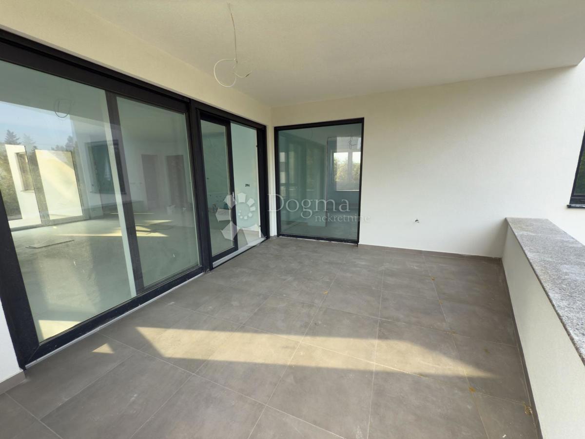 Stanovanje Petrčane, Zadar - Okolica, 132,86m2