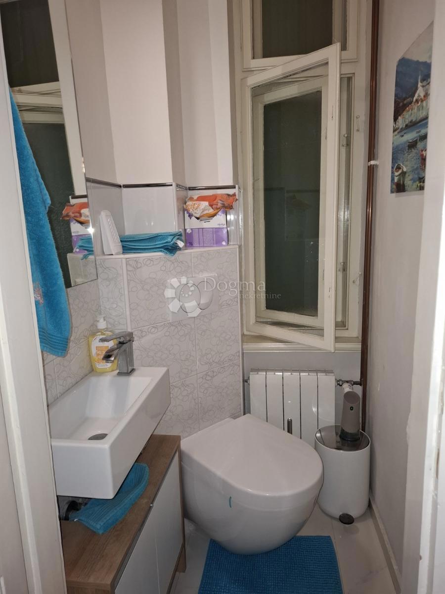 Stanovanje Pećine, Rijeka, 92,52m2