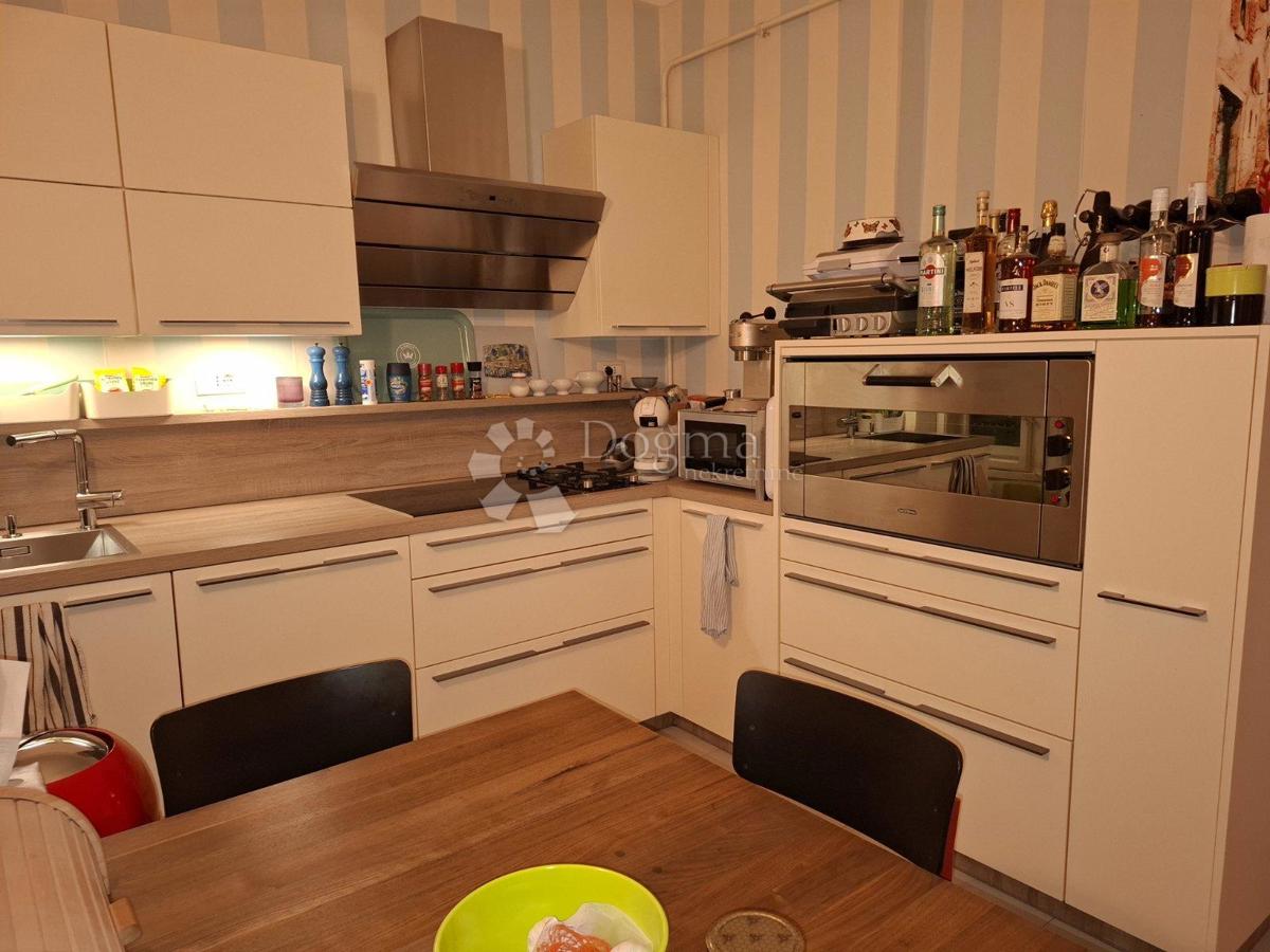 Stanovanje Pećine, Rijeka, 92,52m2