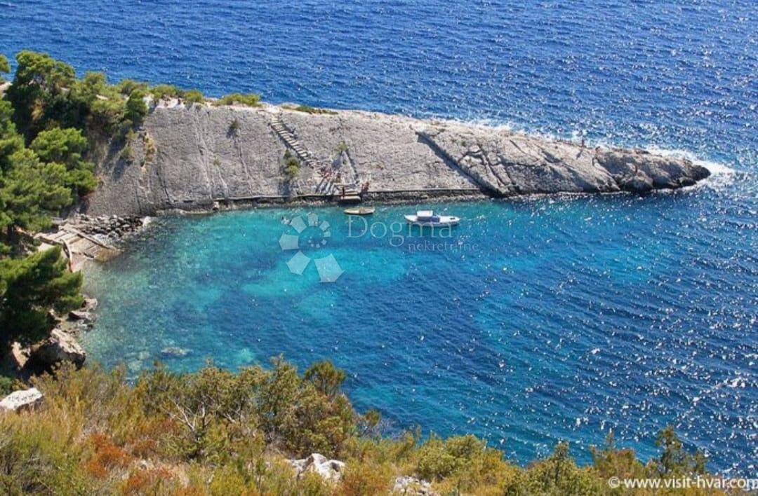 Zazidljivo zemljišče Velo Grablje, Hvar, 1.565m2