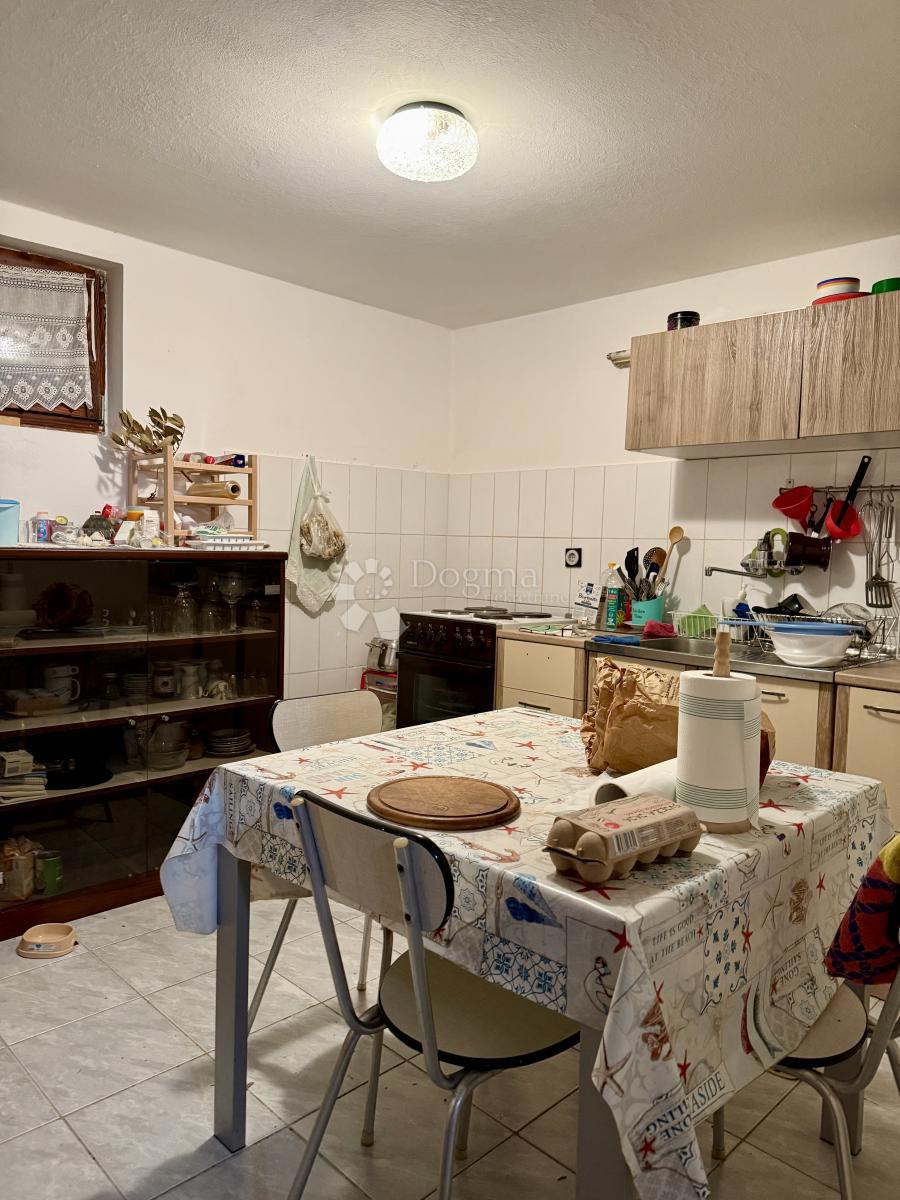 Hiša Njivice, Omišalj, 296m2