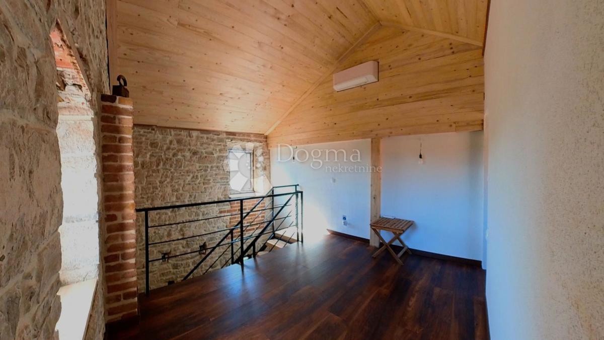 Hiša Grohote, Šolta, 85m2