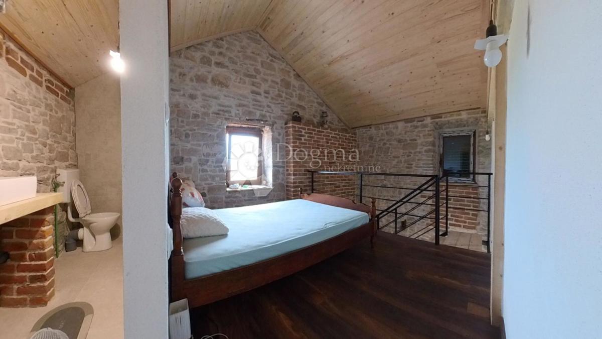 Hiša Grohote, Šolta, 85m2