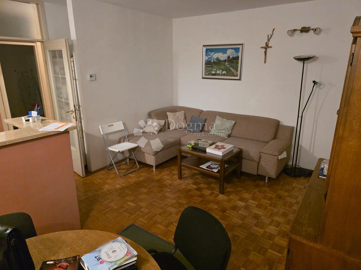 Stanovanje Sesvete, 60,80m2