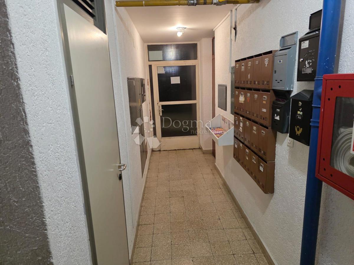 Stanovanje Sesvete, 60,80m2