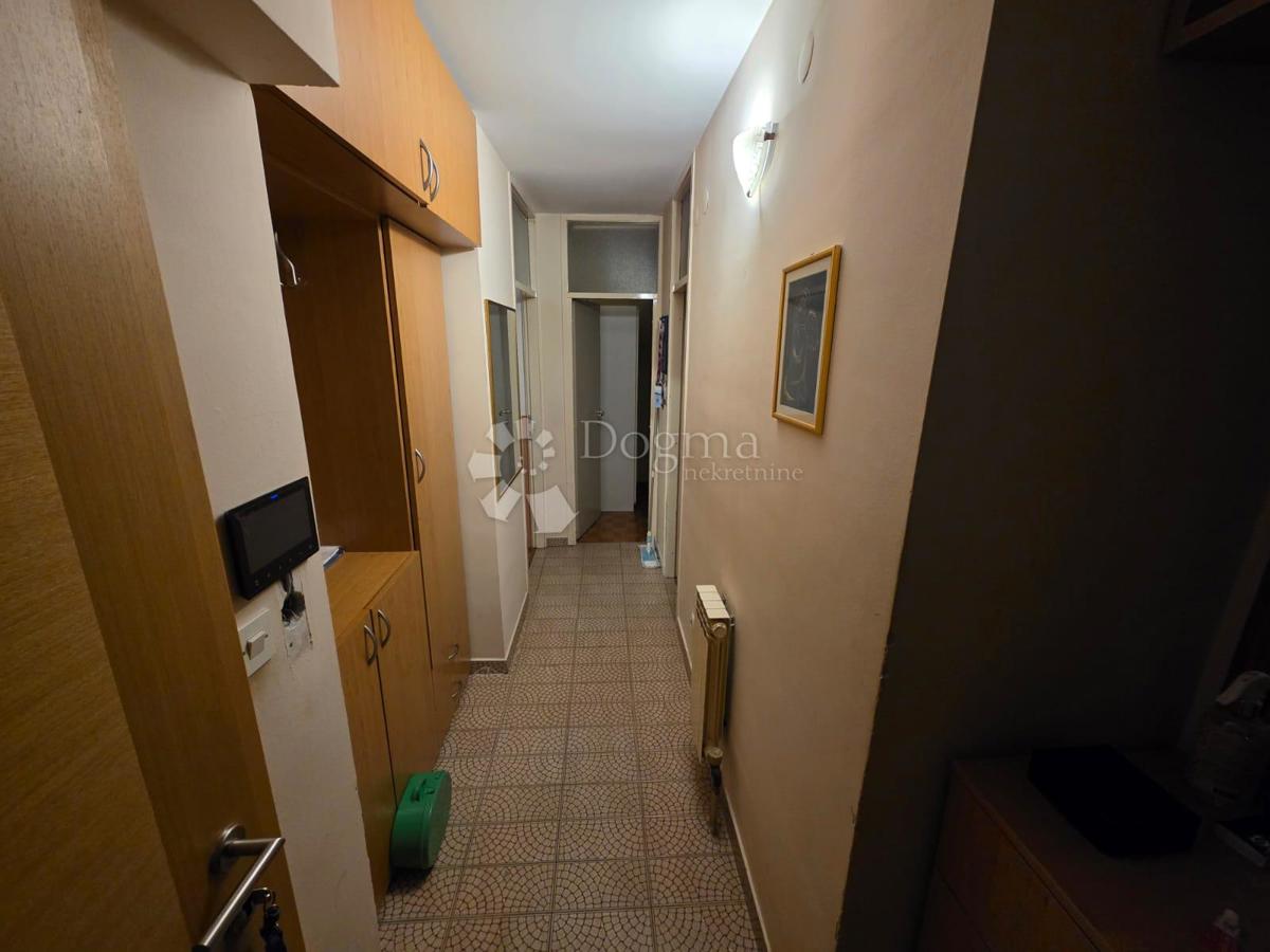 Stanovanje Sesvete, 60,80m2