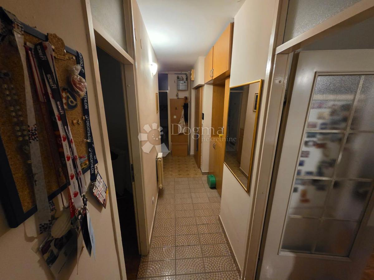 Stanovanje Sesvete, 60,80m2