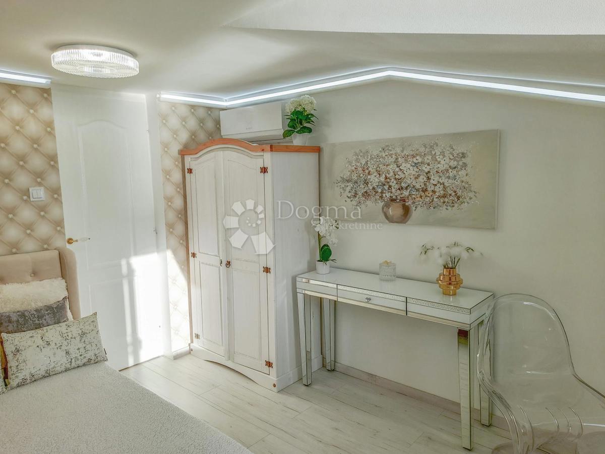 Stanovanje Opatija - Centar, Opatija, 70m2