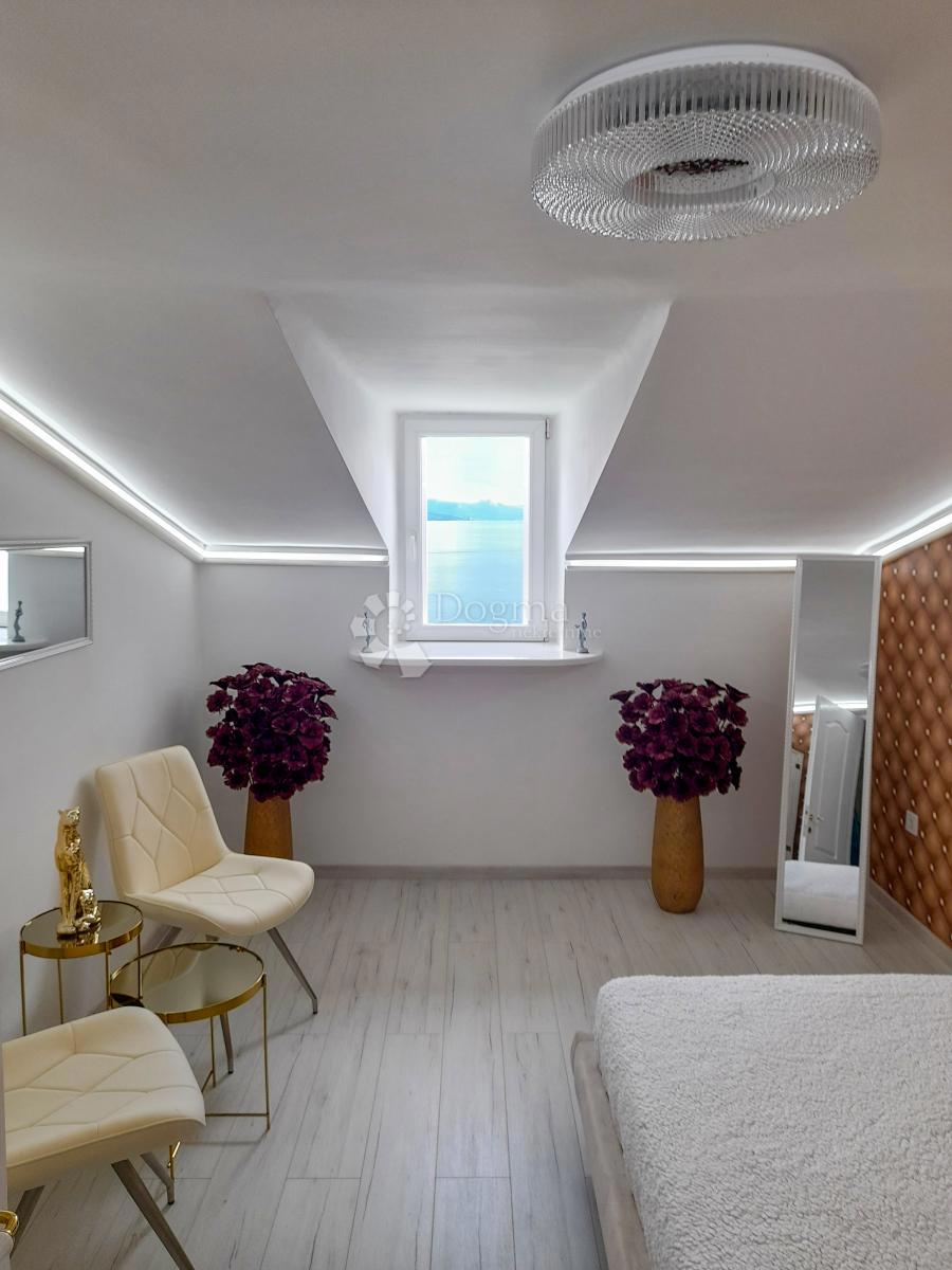 Stanovanje Opatija - Centar, Opatija, 70m2