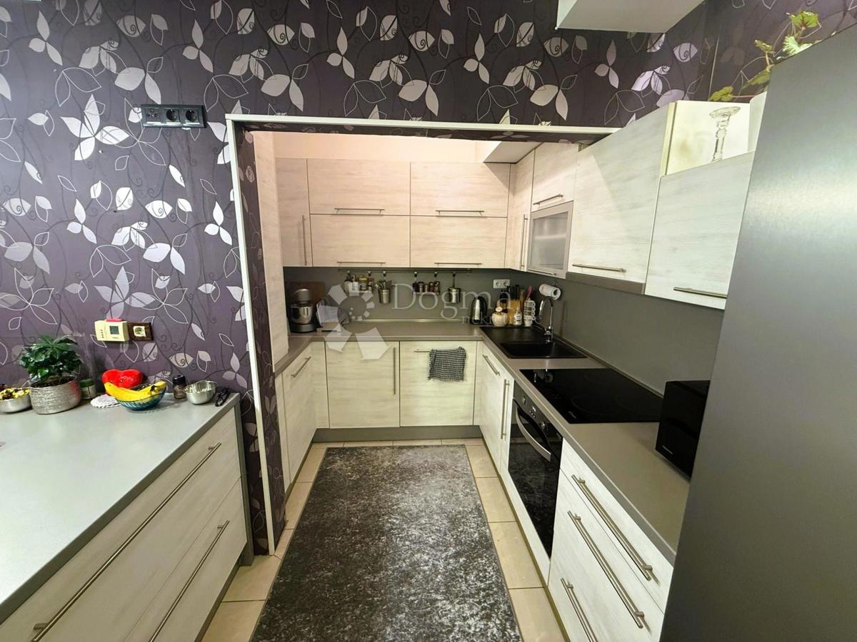 Stanovanje Centar, Čakovec, 145,69m2