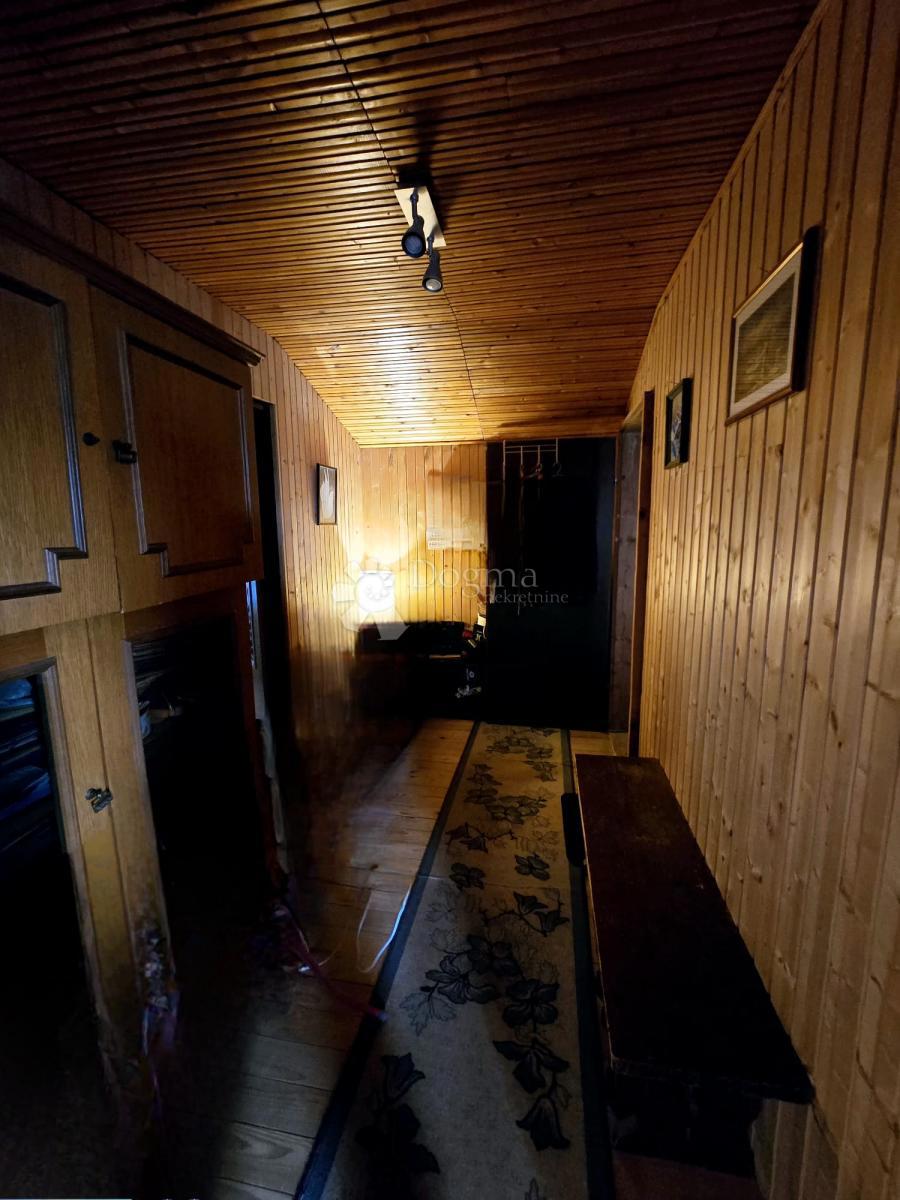 Hiša Sesvetski Kraljevec, Sesvete, 132m2