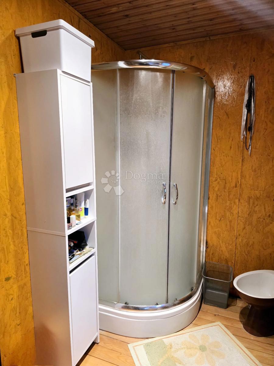 Hiša Sesvetski Kraljevec, Sesvete, 132m2