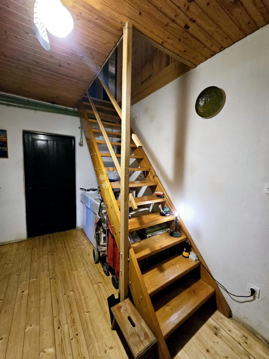 Hiša Sesvetski Kraljevec, Sesvete, 132m2