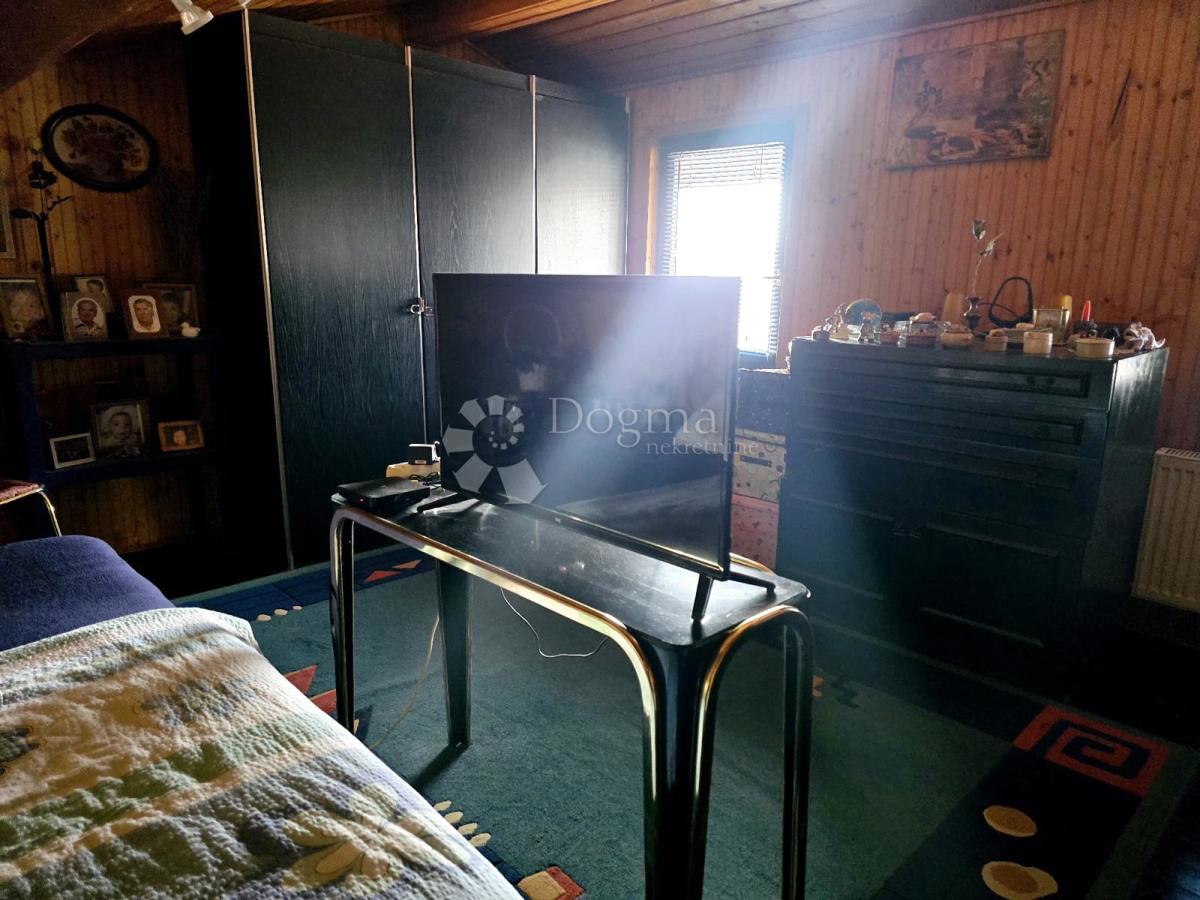 Hiša Sesvetski Kraljevec, Sesvete, 132m2