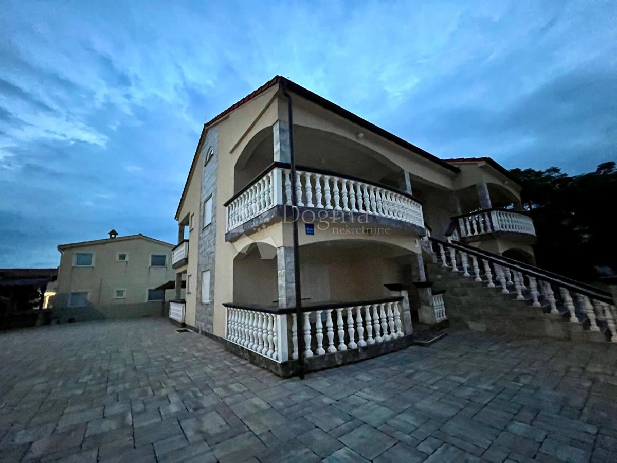 Hiša Sabunike, Privlaka, 224,36m2