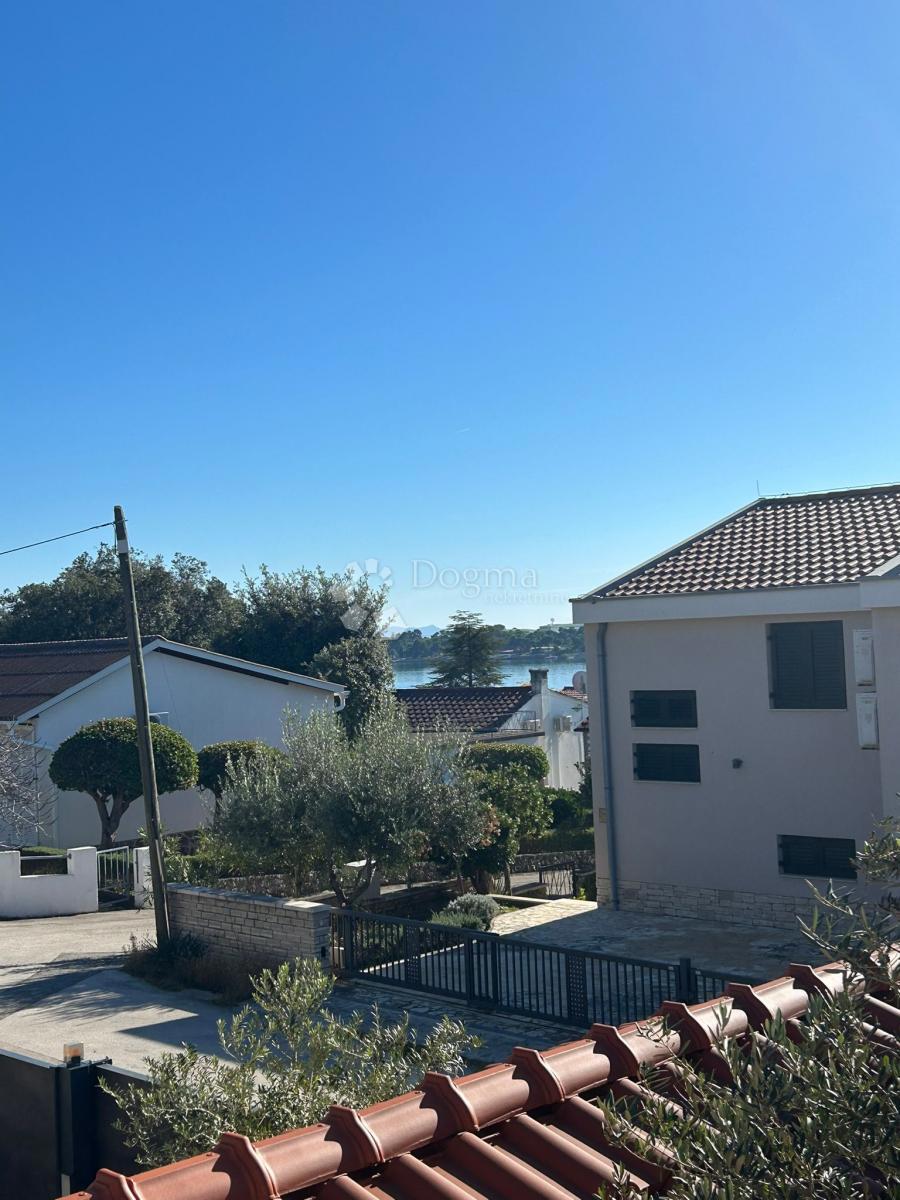 Hiša Petrčane, Zadar - Okolica, 160m2