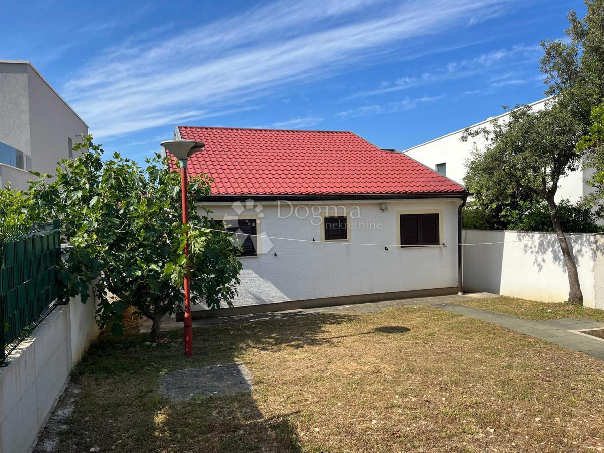 Hiša Petrčane, Zadar - Okolica, 160m2