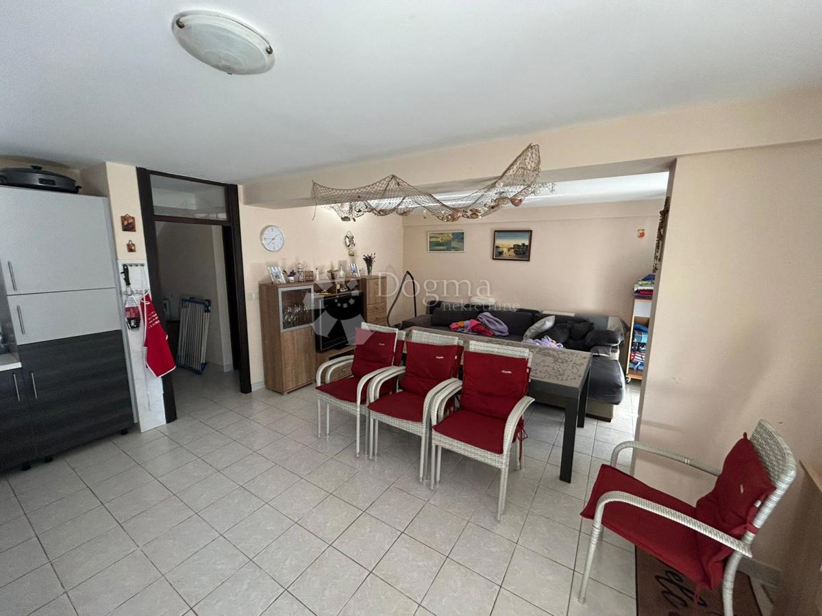 Hiša Petrčane, Zadar - Okolica, 160m2