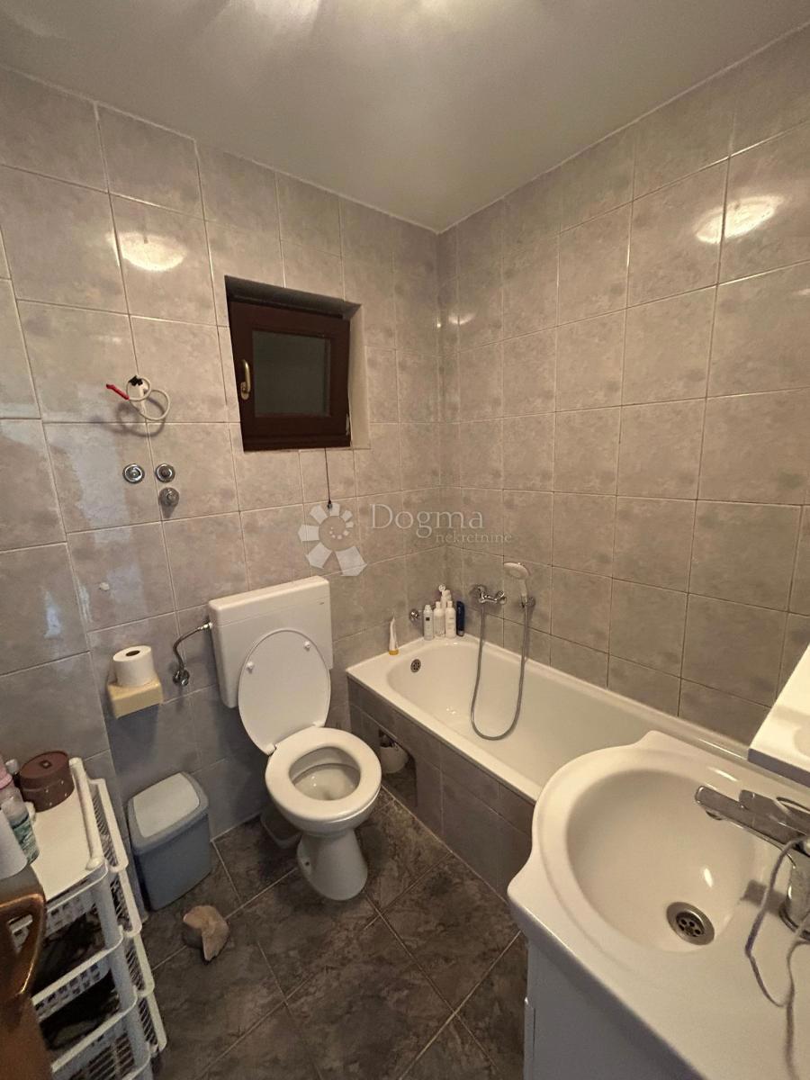 Hiša Petrčane, Zadar - Okolica, 160m2