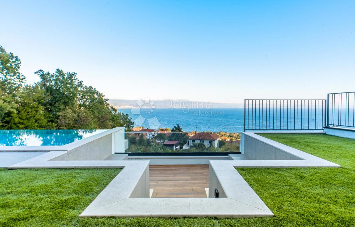 ODLIČNA MODERNA VILA S PANORAMSKIM RAZGLEDOM NA KVARNER