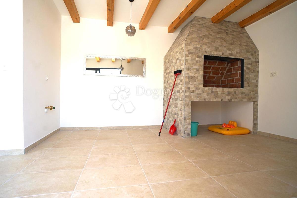 Hiša Donja Jagodnja, Polača, 162m2