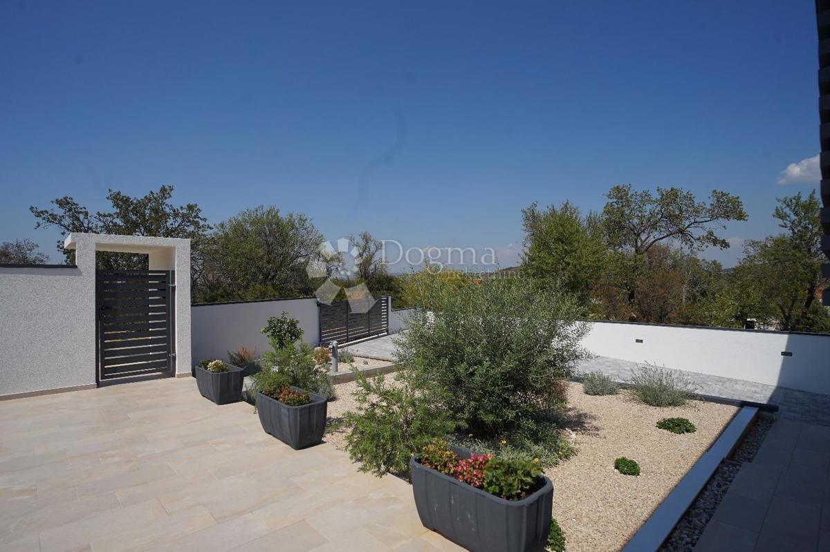 Hiša Donja Jagodnja, Polača, 162m2