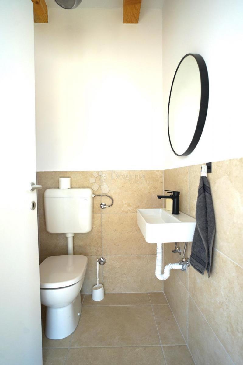 Hiša Donja Jagodnja, Polača, 162m2