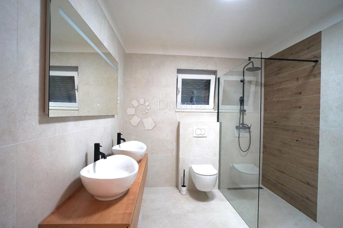 Hiša Donja Jagodnja, Polača, 162m2