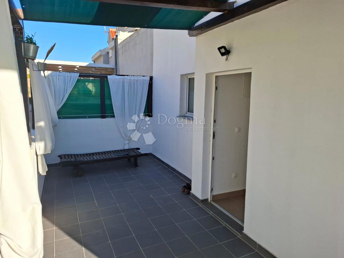 Apartma Pag, 57,93m2