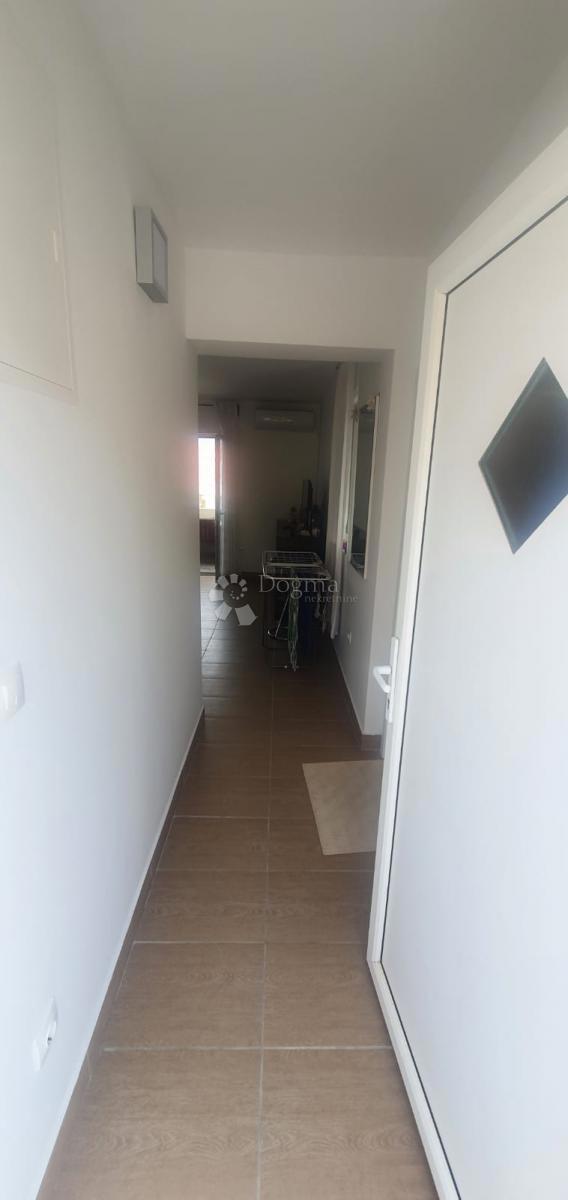 Apartma Pag, 57,93m2