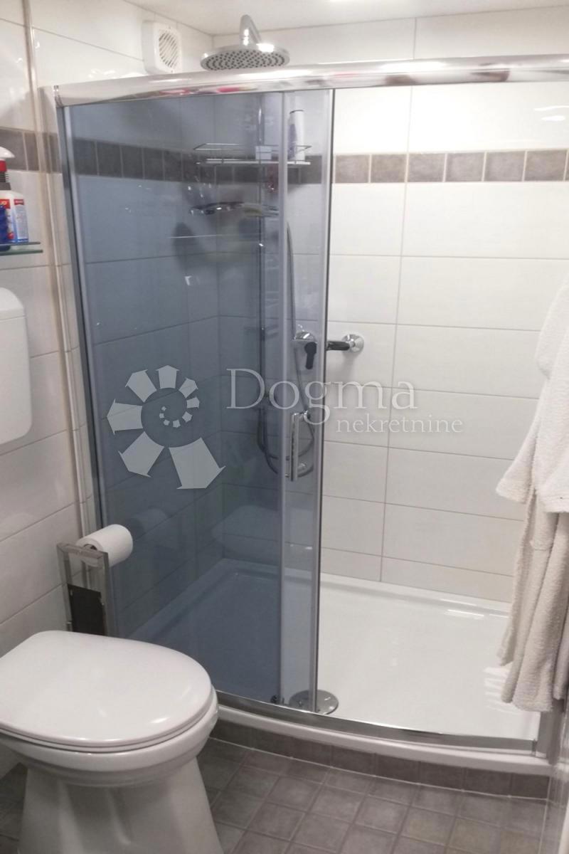 Zemljišče Kanfanar, 2.352m2