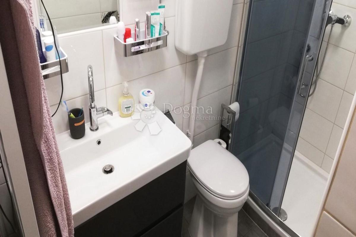 Zemljišče Kanfanar, 2.352m2